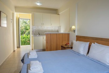 Mirabella Apartments