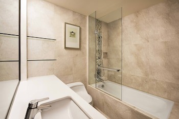 Courtyard By Marriott Seoul Times Square