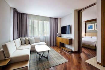 Courtyard By Marriott Seoul Times Square