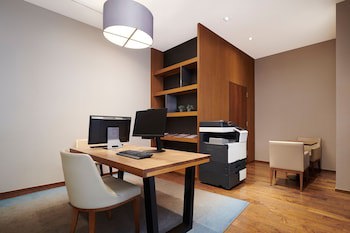 Courtyard By Marriott Seoul Times Square