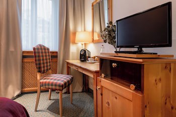 Robinson Arosa - Adults Only