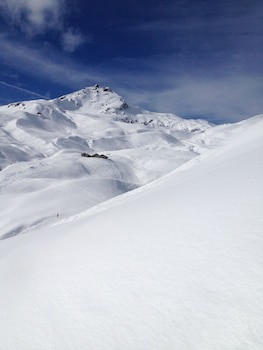 Robinson Arosa - Adults Only