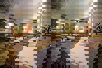 Cave Hotel Saksagan