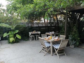 Cape Standard Guest House