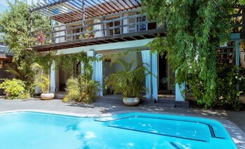 Cape Standard Guest House