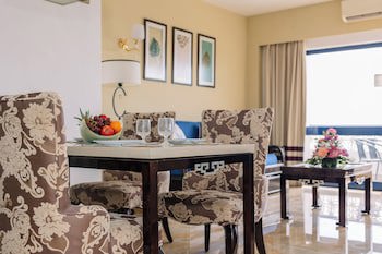 Grand Muthu Oura View Beach Club