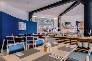Grand Muthu Oura View Beach Club