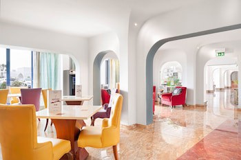 Grand Muthu Oura View Beach Club