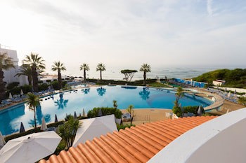 Grand Muthu Oura View Beach Club