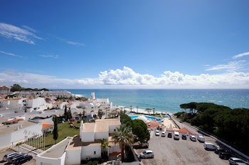 Grand Muthu Oura View Beach Club