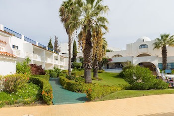 Grand Muthu Oura View Beach Club