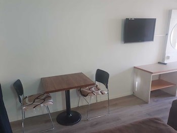 Ascot Epsom Motel