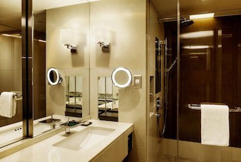 Hyatt Regency Hong Kong, Tsim Sha Tsui