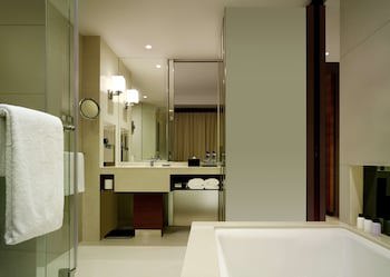 Hyatt Regency Hong Kong, Tsim Sha Tsui