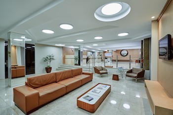 Harbor Querencia Hotel