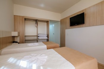 Harbor Querencia Hotel