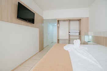 Harbor Querencia Hotel