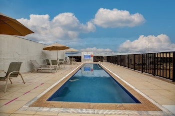 Nobile Suites Monumental