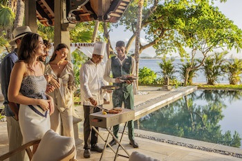 Maradiva Villas Resort & Spa