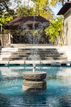Maradiva Villas Resort & Spa