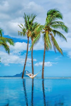 Maradiva Villas Resort & Spa