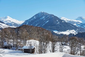 Grand Tirolia Hotel Kitzbuhel, Curio Collection By Hilton