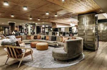 Grand Tirolia Hotel Kitzbuhel, Curio Collection By Hilton