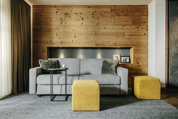 Grand Tirolia Hotel Kitzbuhel, Curio Collection By Hilton