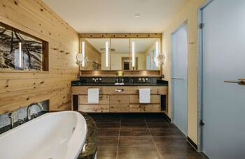 Grand Tirolia Hotel Kitzbuhel, Curio Collection By Hilton