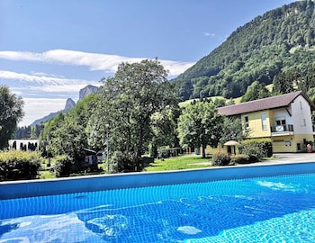 Das Au- Gut