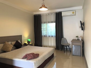 Ayothaya Hotel