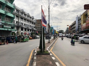 Ayothaya Hotel