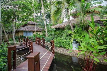 Centara Koh Chang Tropicana Resort