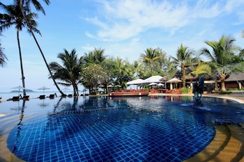 Centara Koh Chang Tropicana Resort