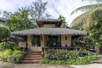 Centara Koh Chang Tropicana Resort