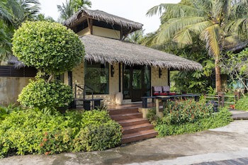 Centara Koh Chang Tropicana Resort