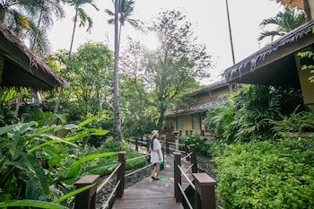 Centara Koh Chang Tropicana Resort