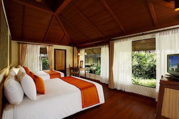 Centara Koh Chang Tropicana Resort