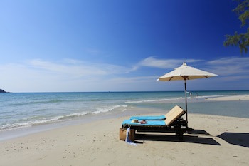 Centara Koh Chang Tropicana Resort