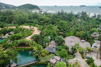 Centara Koh Chang Tropicana Resort
