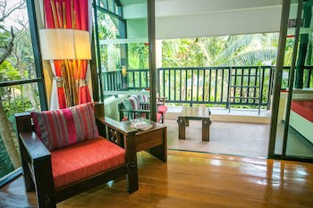 Centara Koh Chang Tropicana Resort