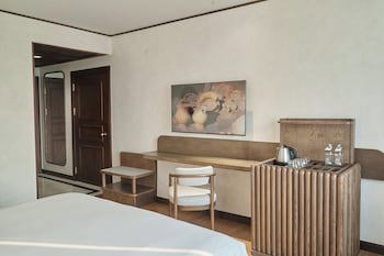 Centara Udon