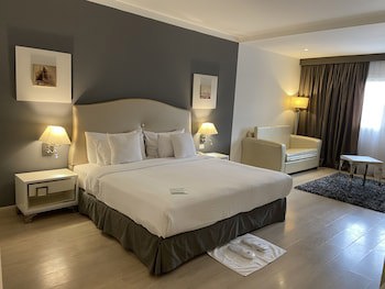 Barcelo Cairo Pyramids