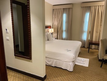 Barcelo Cairo Pyramids