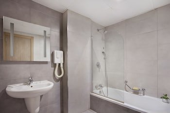Plaza Regency Hotels