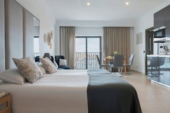 Plaza Regency Hotels