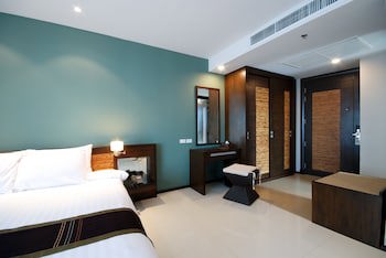 Tara Mantra Cha Am Resort