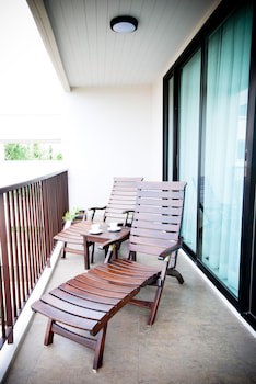 Tara Mantra Cha Am Resort