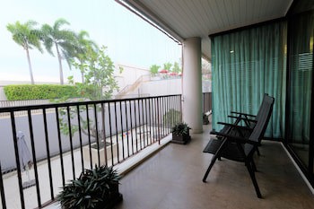 Tara Mantra Cha Am Resort
