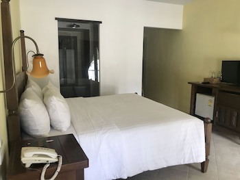 Ao Nang Colors Hotel - Aonang Beach